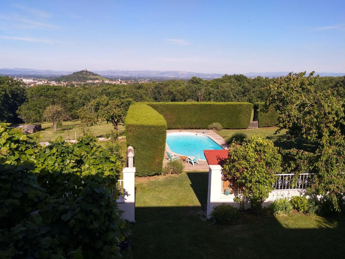 Les Bessonnes Bed & Breakfast Saint-Georges-Haute-Ville ภายนอก รูปภาพ