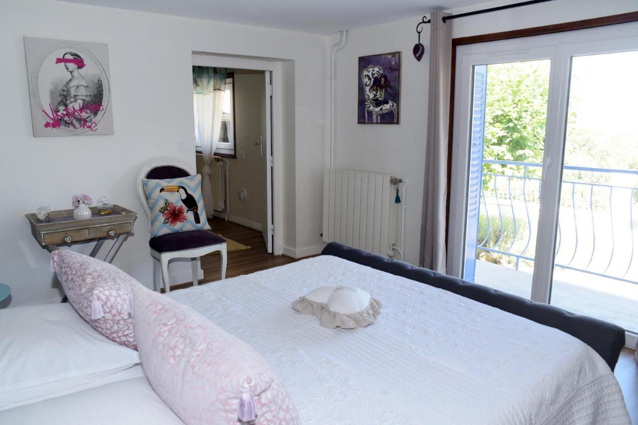 Les Bessonnes Bed & Breakfast Saint-Georges-Haute-Ville ภายนอก รูปภาพ